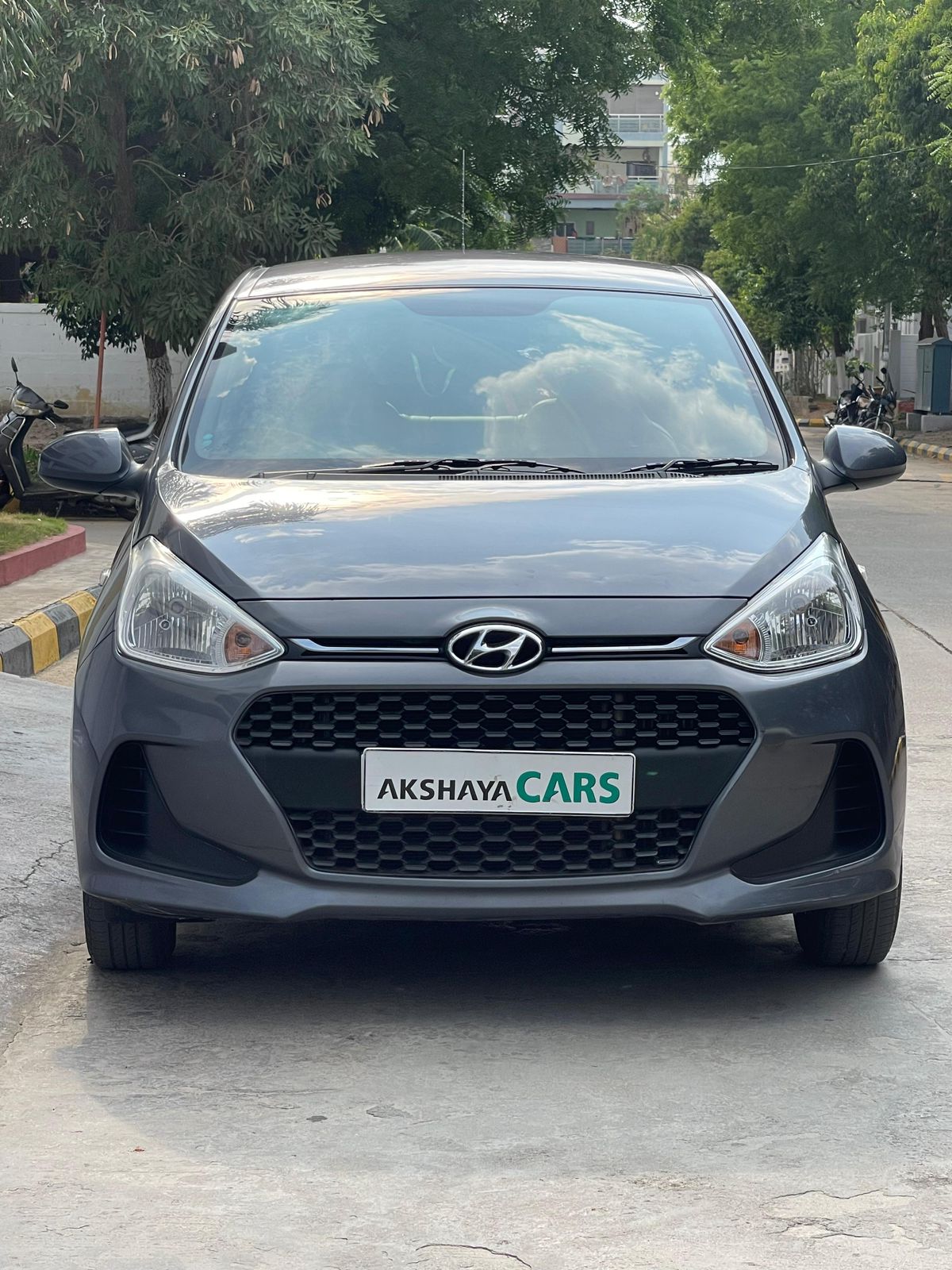 HYUNDAI GRAND i10